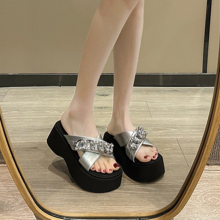 Chain Detail Platform Slide Sandals