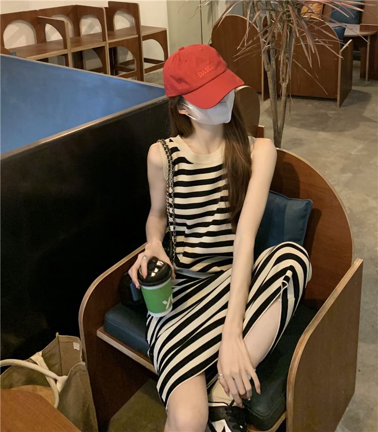 Striped Sleeveless Round Neck Bodycon Long Dress