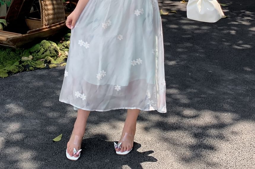 Plus Size Short-Sleeve Floral Embroidered Frog Button Midi A-Line Dress