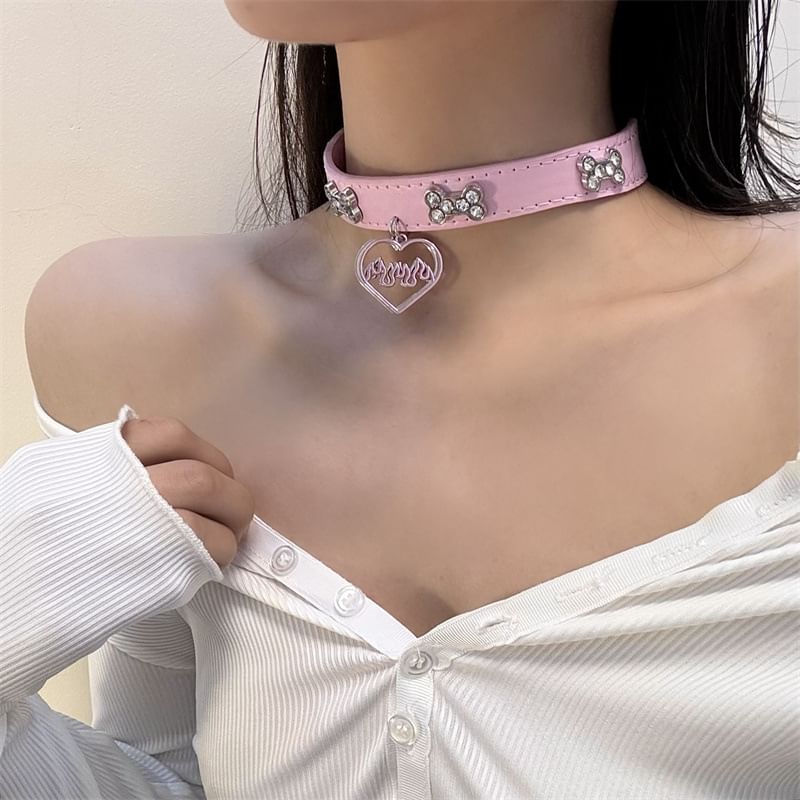 Rhinestone Heart Faux Leather Choker