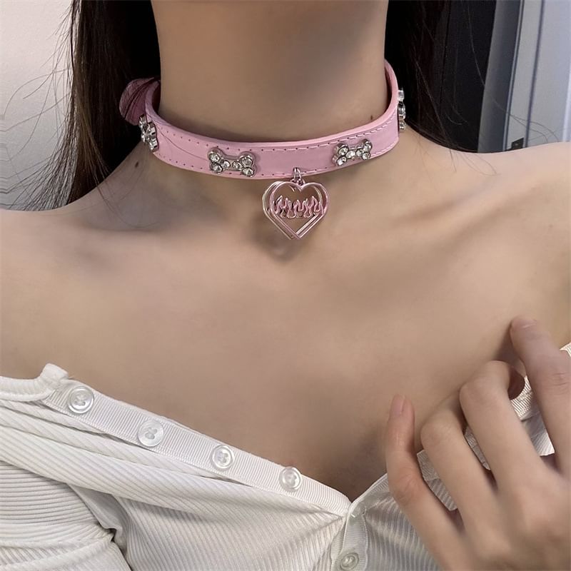 Rhinestone Heart Faux Leather Choker