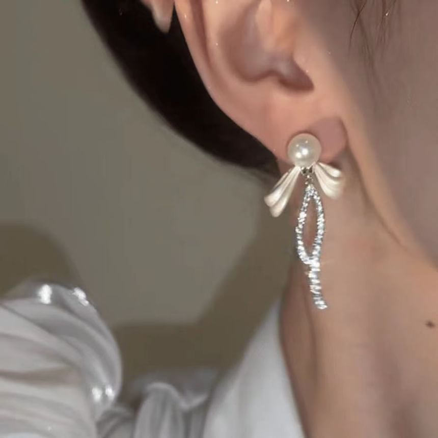 Rhinestone Bow Drop Earring