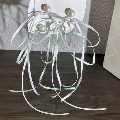 Faux Pearl Bow Earring