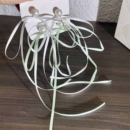 Faux Pearl Bow Earring