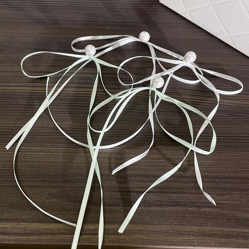 Faux Pearl Bow Earring