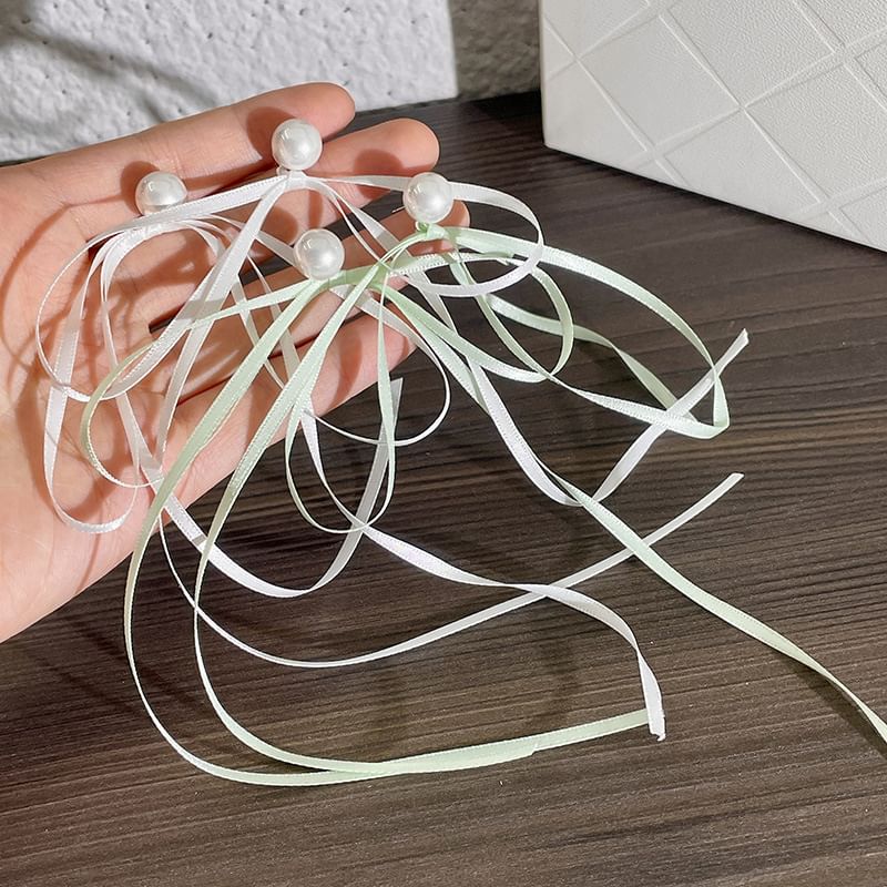 Faux Pearl Bow Earring