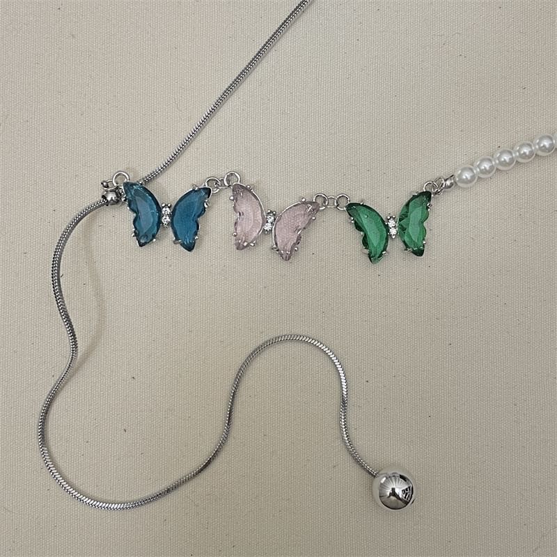 Rhinestone Butterfly Faux Pearl Necklace