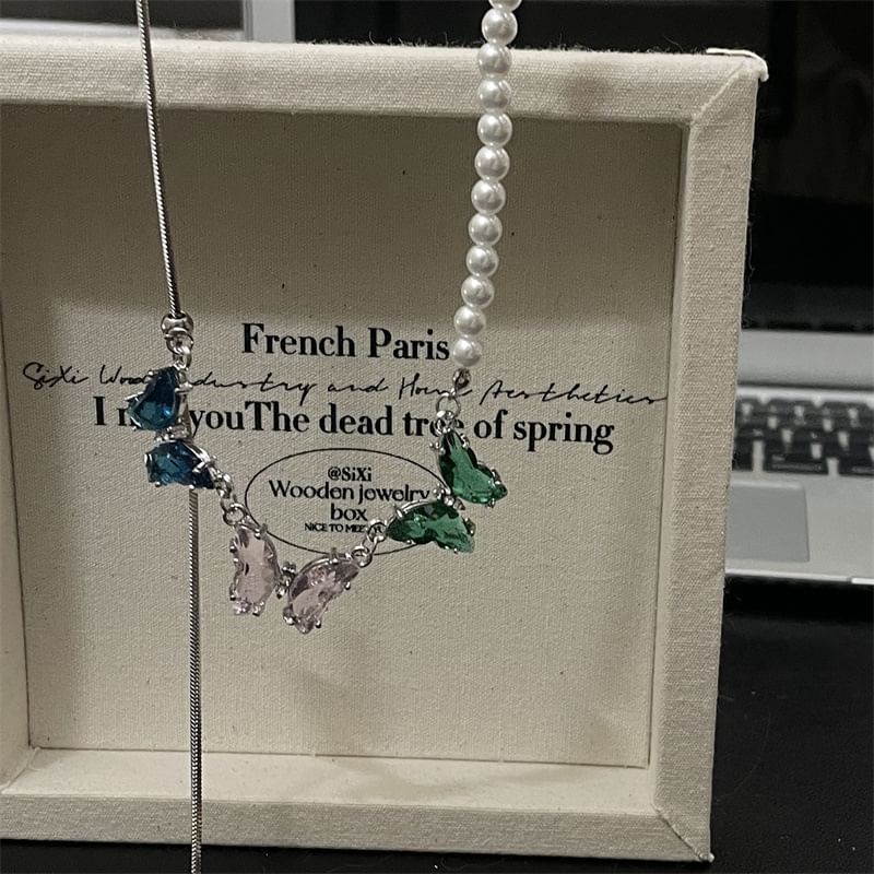 Rhinestone Butterfly Faux Pearl Necklace