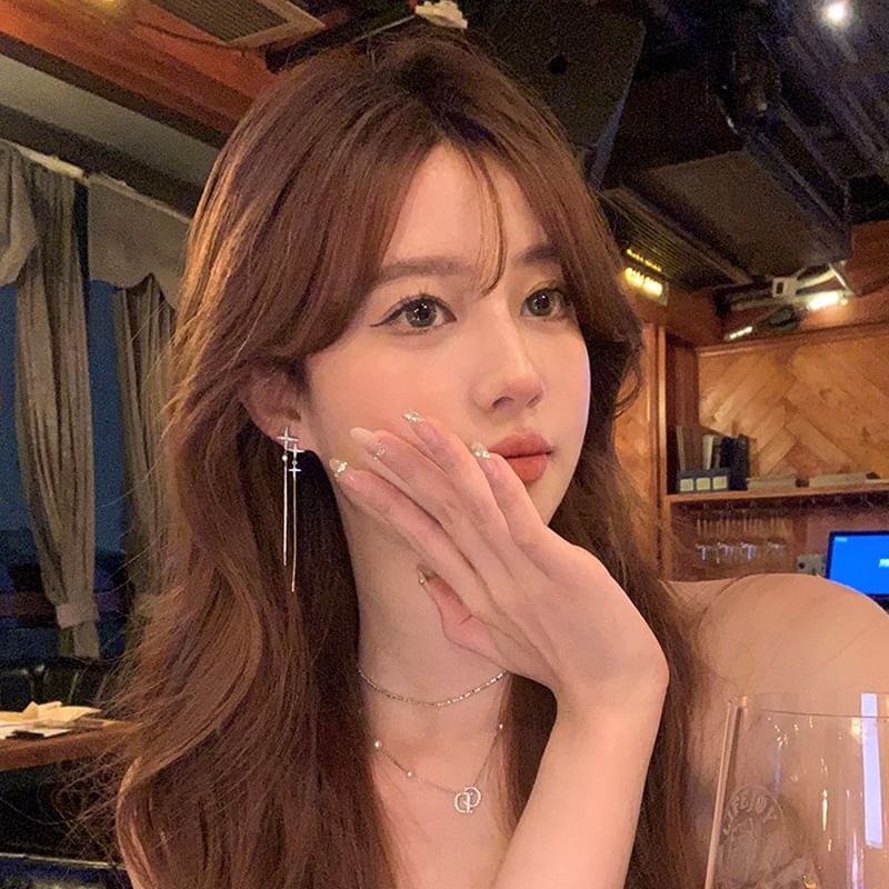 Rhinestone Star Drop Earring