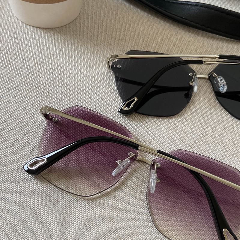 Geometric Frame Oversized Sunglasses