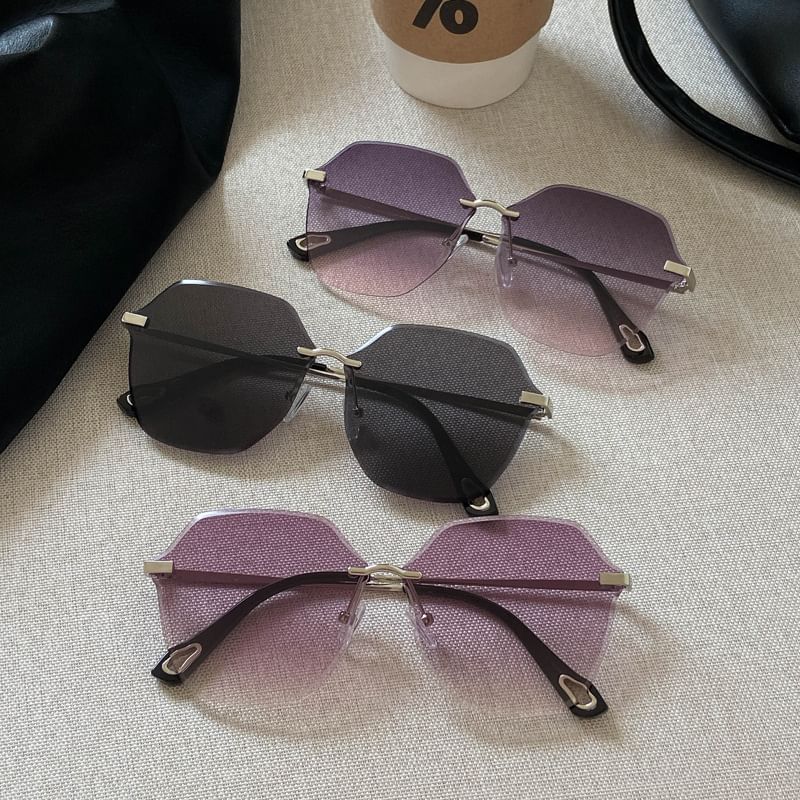 Geometric Frame Oversized Sunglasses
