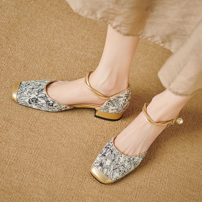 Square Cap Toe Ankle Strap Jacquard Sandals