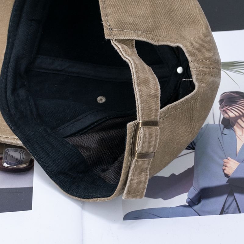 Embroidered Curved Brim Vintage Washed Cotton Baseball Cap