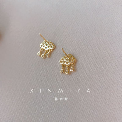 Boucle d'oreille pendante en strass avec nuage