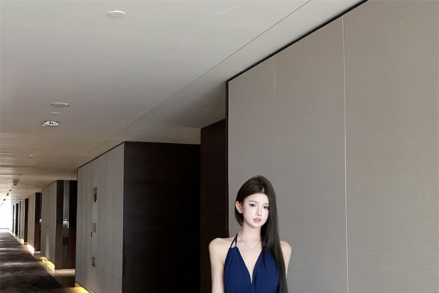 Halter Plain Side-Slit Maxi A-Line Dress