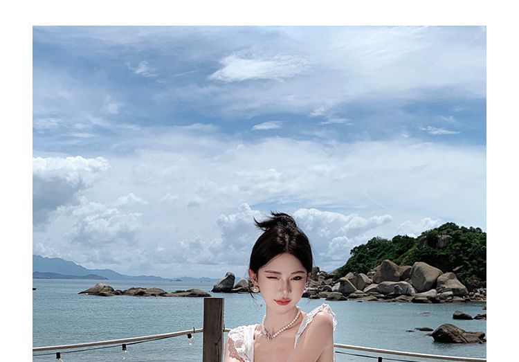 Sleeveless Plain Open Back Lace Trim Maxi A-Line Dress