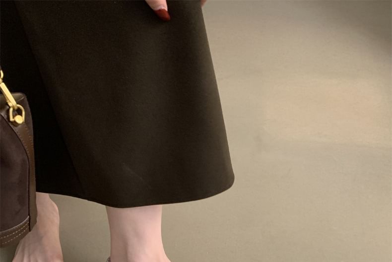 Round Toe Faux Leather Flats