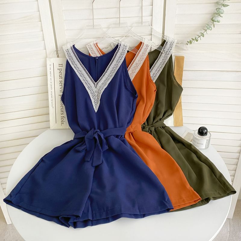 Sleeveless V-Neck Tie-Waist Panel Romper