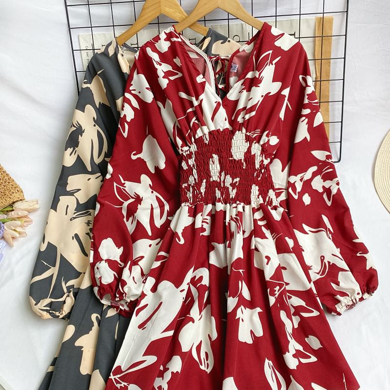 Short-Sleeve V-Neck Floral Print Shirred Maxi A-Line Dress