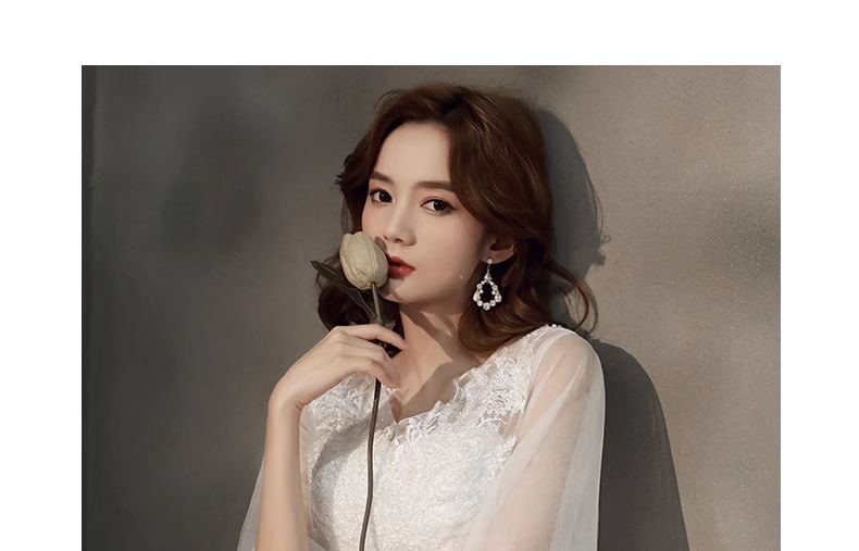 Gown A-Line Evening Embroidered Flared-Sleeve Flower