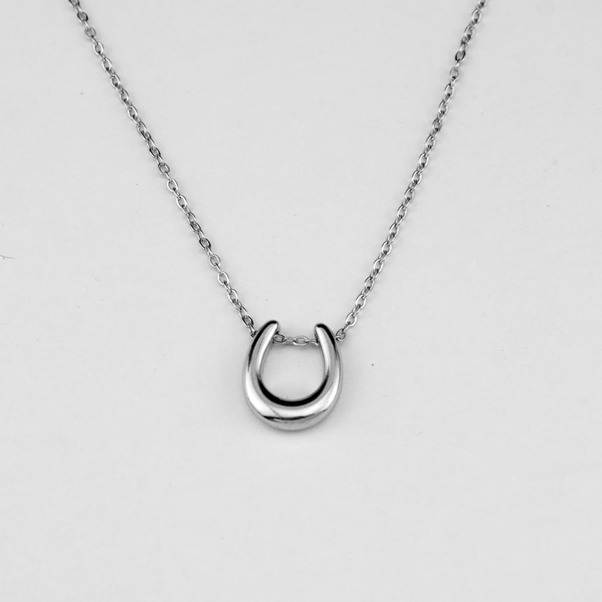 U Shape Necklace