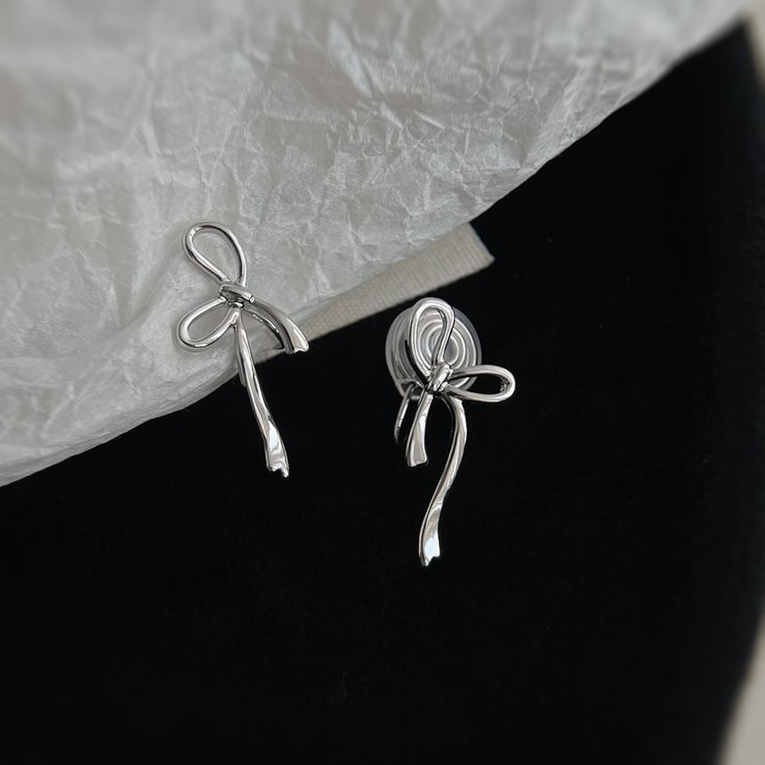 Bow Clip On Earring