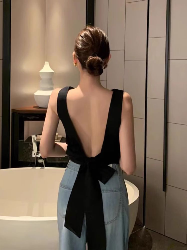 Sleeveless Open Back Plain Crop Top