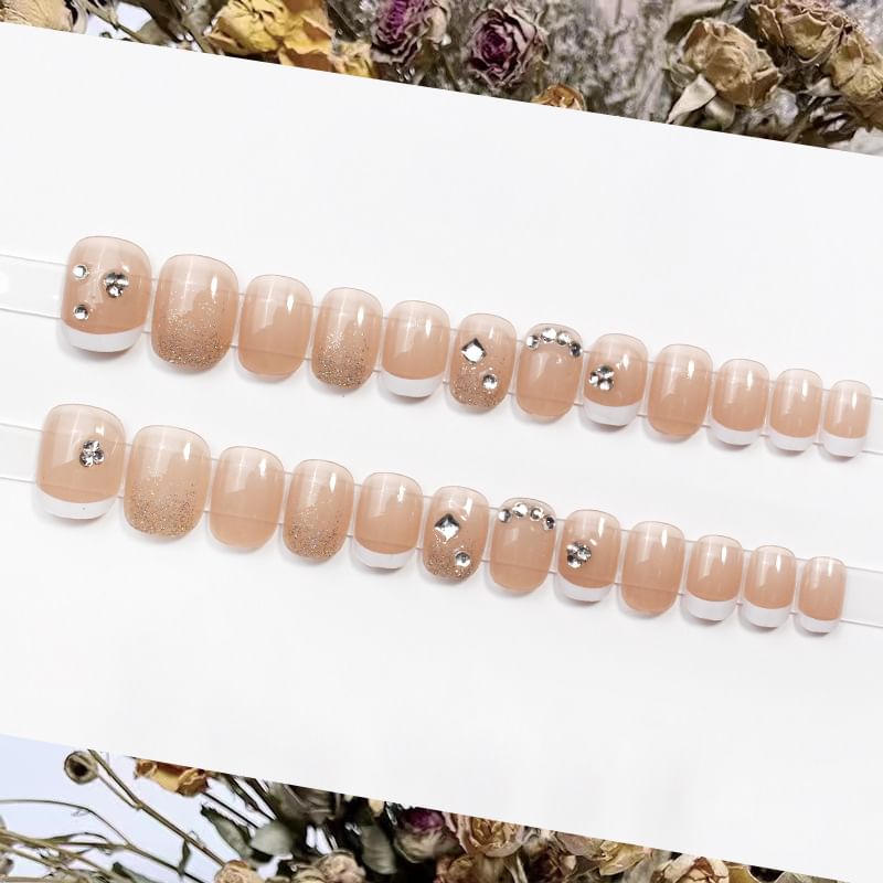 Rhinestone Press On Nail