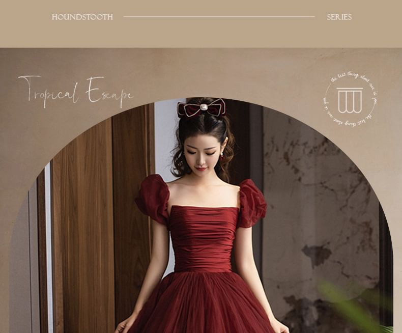 Ball Plain Neck Puff-Sleeve Back Gown Square Bow