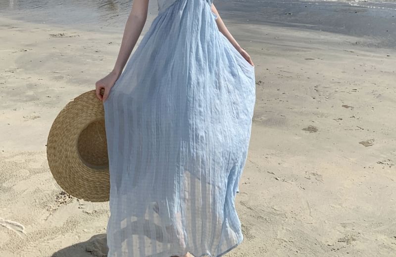 Robe midi à carreaux avec licou A