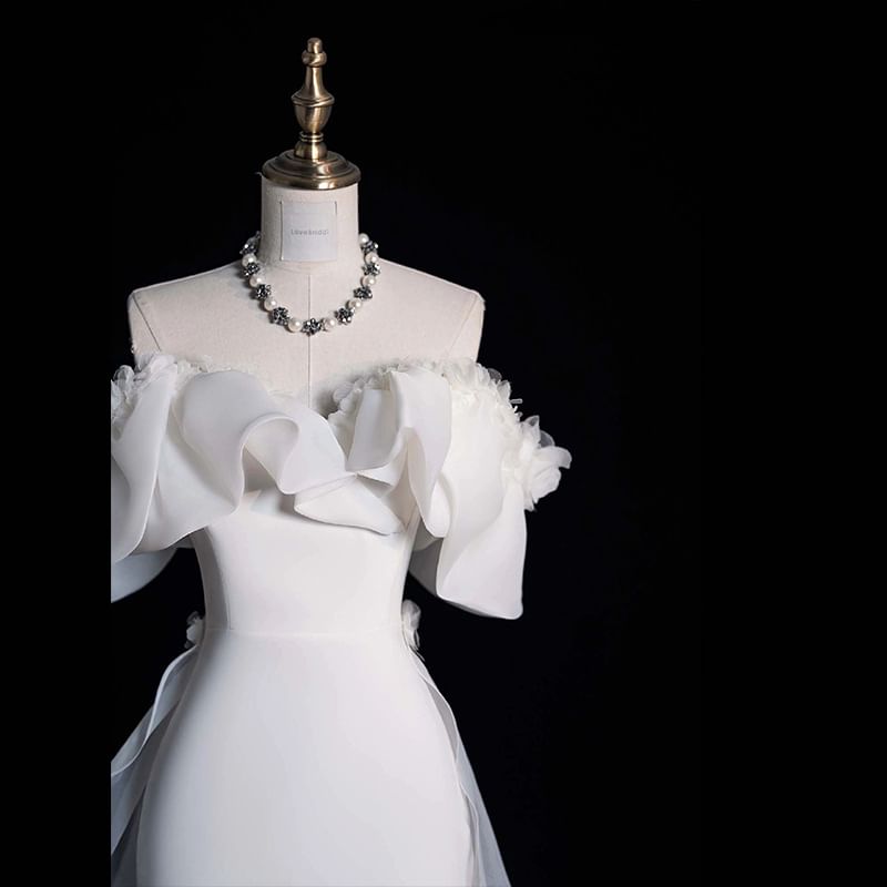 Floral Trim Gown Wedding Satin Trained Accent Plain Off-Shoulder Ruffle Mermaid