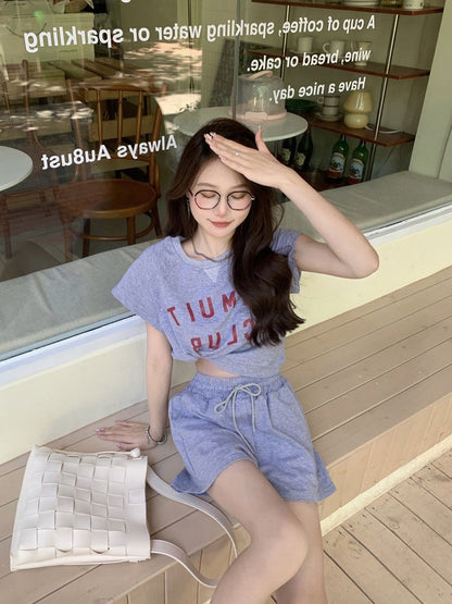 Set: Short-Sleeve Crew Neck Lettering Print T-Shirt + Drawstring Waist Plain Shorts