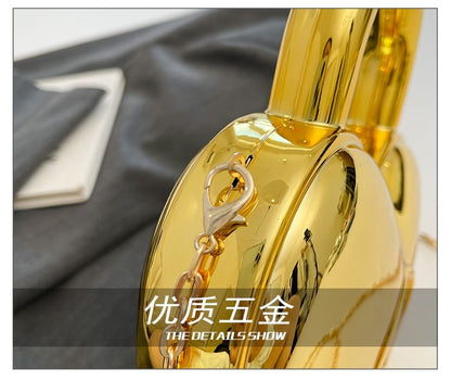 Heart Chain Strap Crossbody Bag