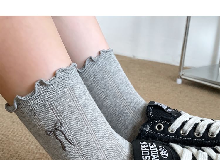 Ruffle Trim Socks / Set