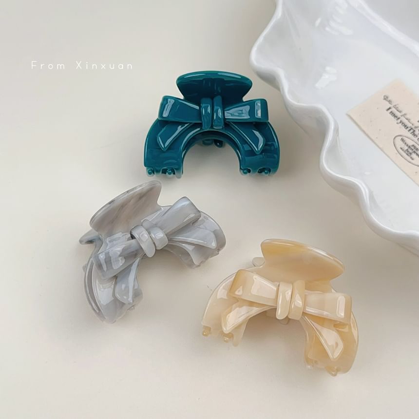 Bow Acrylic Hair Claw