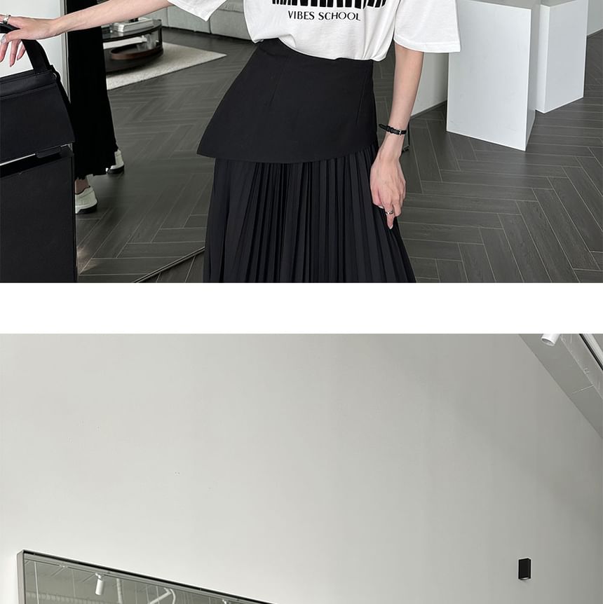 Two-Tone Pleated Maxi A-Line Skirt