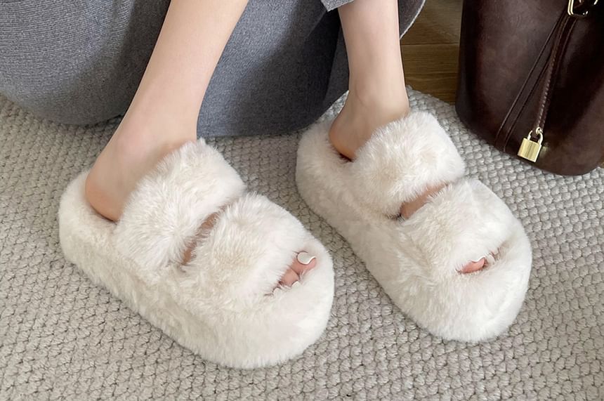 Fleece Plain Slide Sandals