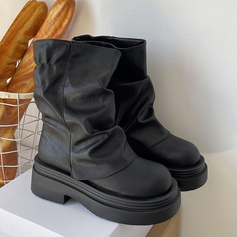 Bottes courtes à plateforme et empiècements froncés