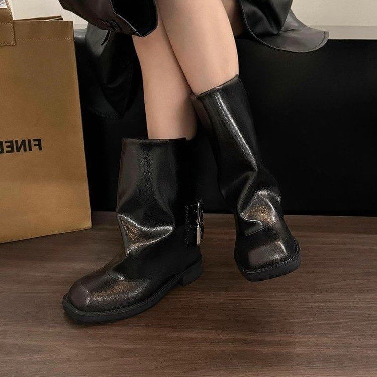 Square Toe Buckled Chunky Heel Mid-Calf Boots