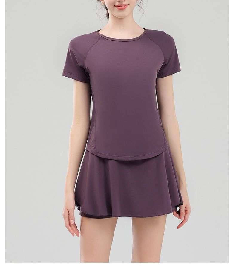 Athletic Two-Piece Set: Fitted Tee and Mini Skirt