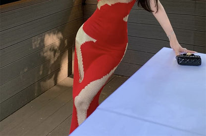 Ärmelloses, figurbetontes Maxikleid mit U-Ausschnitt und Bindeband