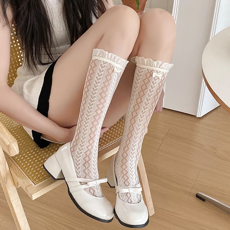 Bow Frill Trim Perforated Socks