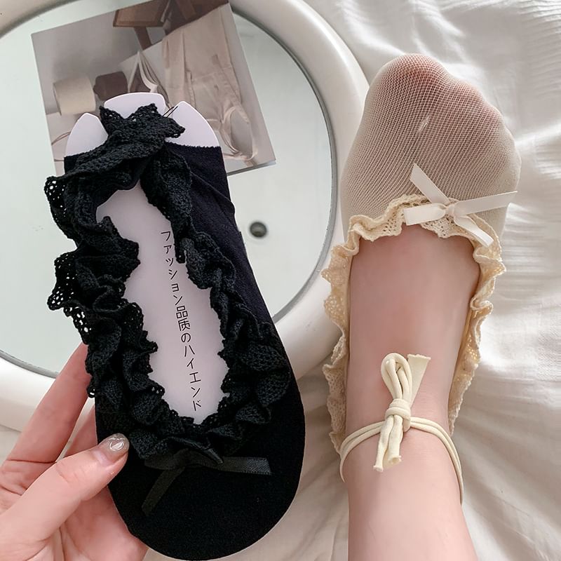 Plain Bow Lace Trim Lace-Up No Show Socks