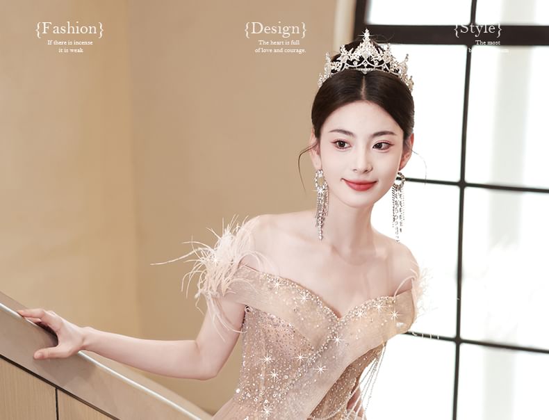 Mesh Off-Shoulder Fringed Sleeveless Evening Sequin Gown A-Line