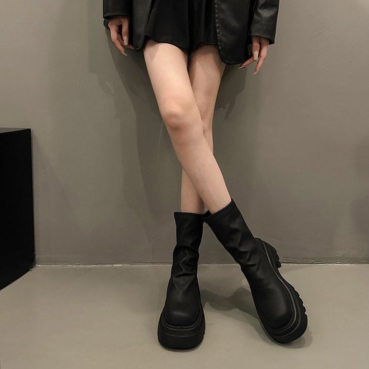 Plain Sock Platform Short Boots