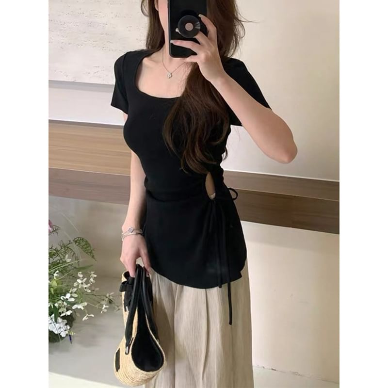 Short-Sleeve Scoop Neck Plain Cutout T-Shirt