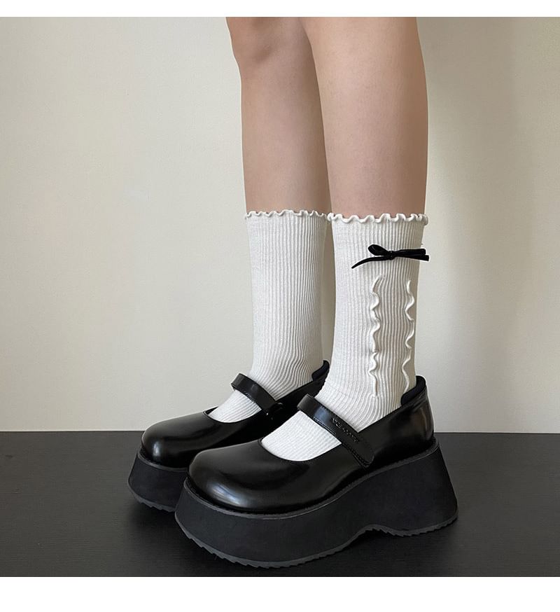 Ruffle Trim Bow Socks