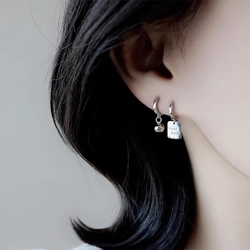 Boucles d'oreilles pendantes asymétriques en argent sterling 925