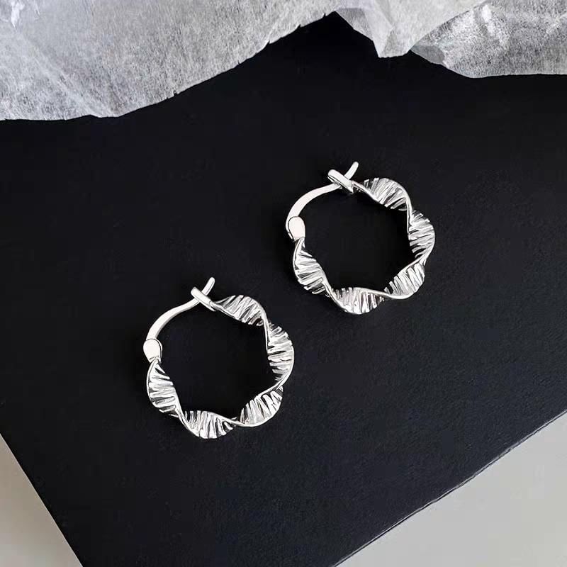 Boucles d'oreilles créoles torsadées en argent sterling 925