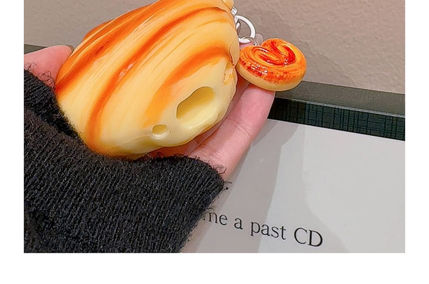 Croissant AirPods / Pro Earphone Case Skin / Charm / Set